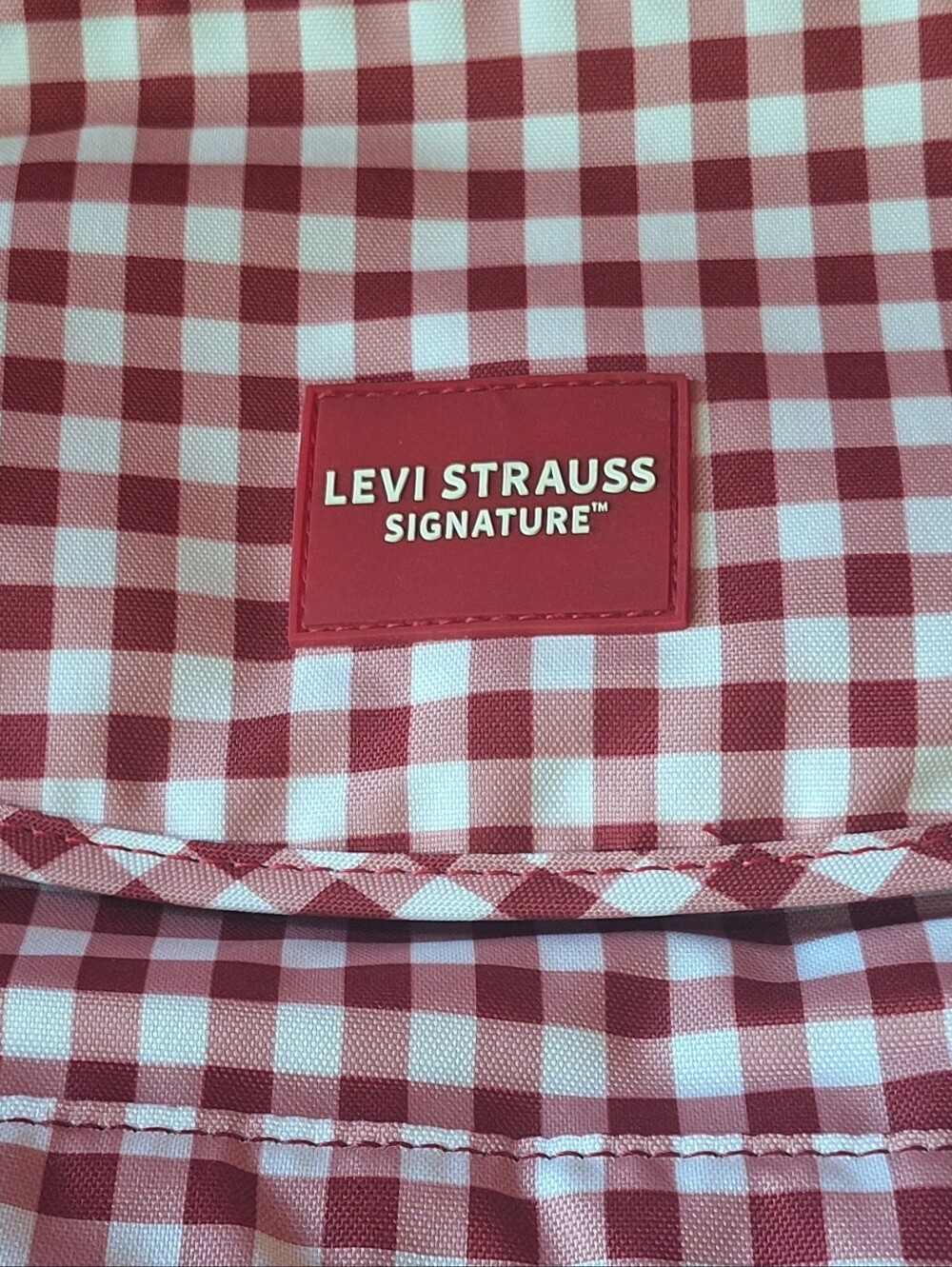 Levi's Red and White Gingham Backpack with Flower Charm w/ 15" Laptop Sleeve. - Picture 2 of 4